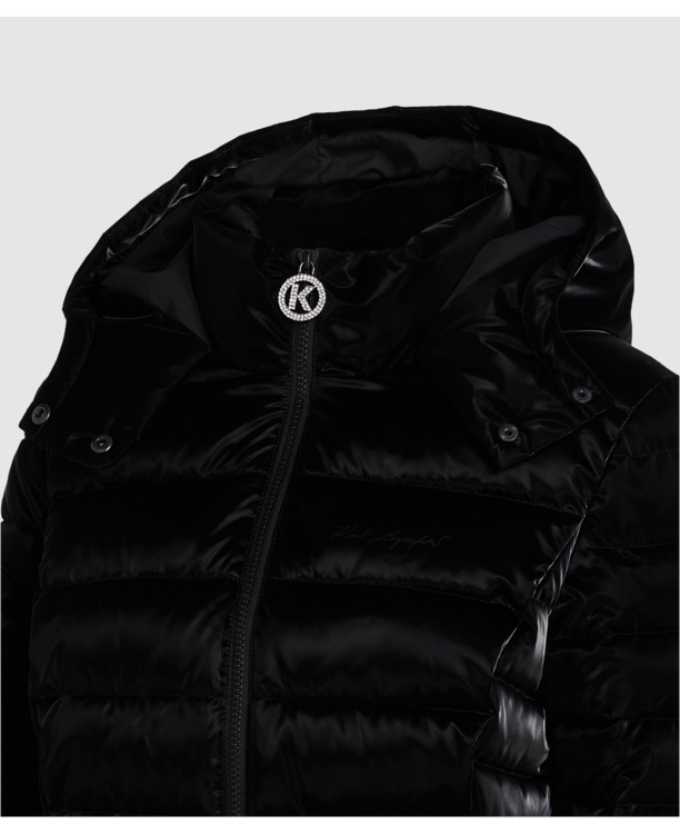 GLOSSY FITTED PUFFER