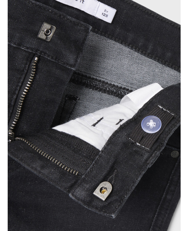 Slim Fit