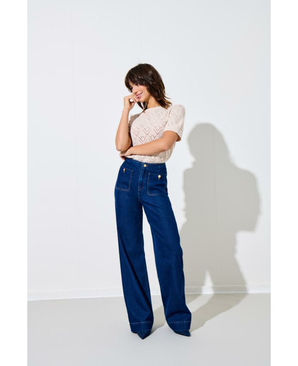 Wide Leg Fit