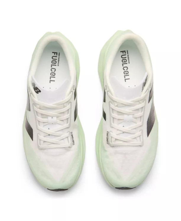 New Balance heren hardloopschoenen groen FuelCell Rebel v4