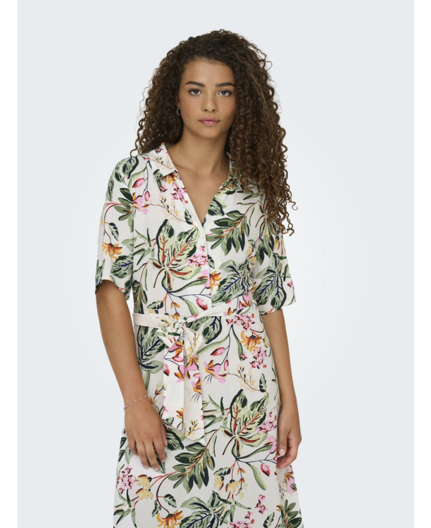 Regular Fit V-Neck 3/4 Sleeves (3/4)