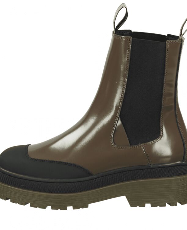 Aubri Chelsea Boot