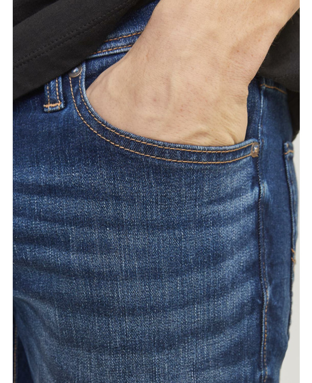 Slim Fit