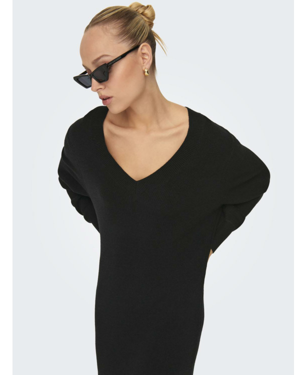 Regular Fit V-Neck Long Sleeves (L/S)