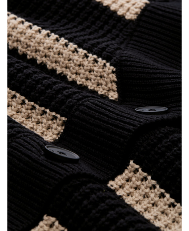 Vest met knoopsluiting