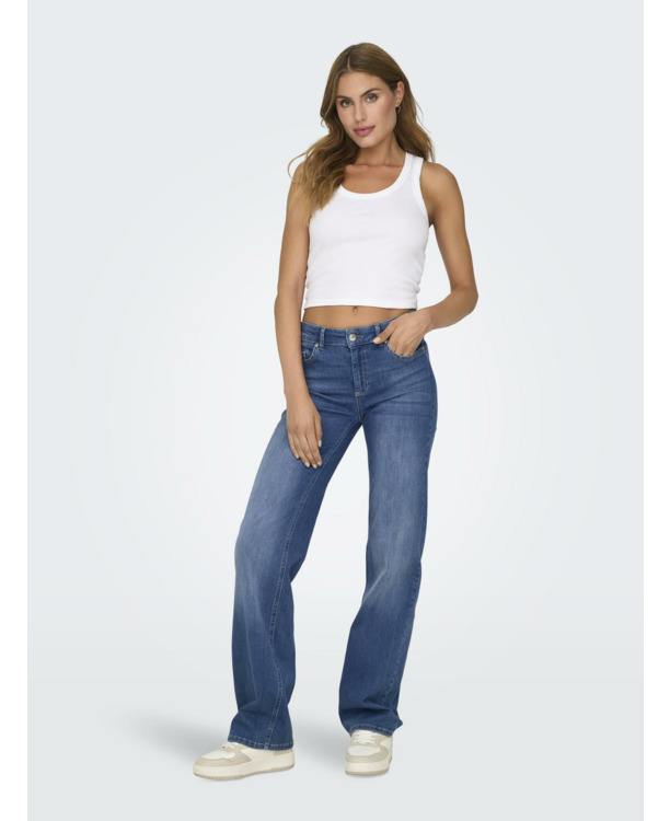 Straight Fit