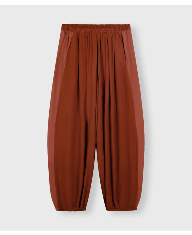 zwierige broek