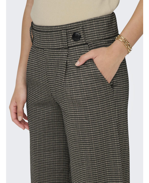 Wide Leg Fit