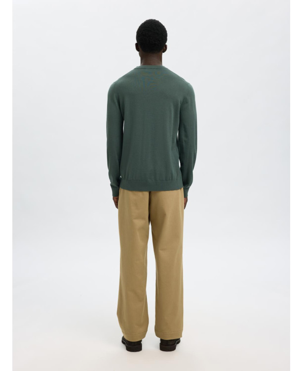 Regular Fit Crew Neck Long Sleeves (L/S)