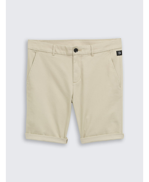 Slim fit chino shorts