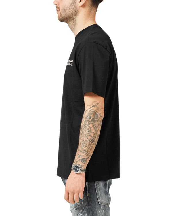 MIJN MERK ONDERSTEBOVEN BORST ZWARTE T-SHIRT MANNEN