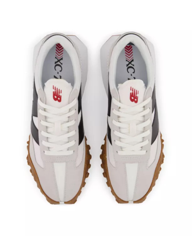 uxc72 unisex Sneakers