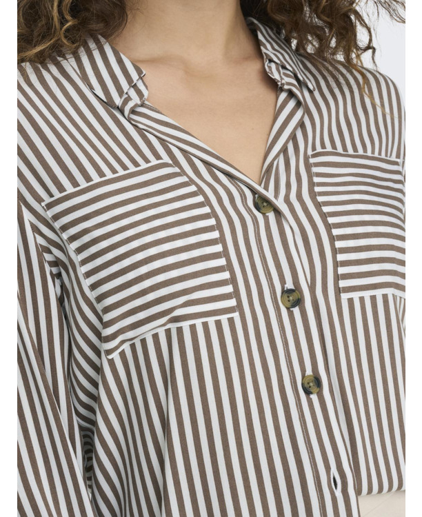 Standard Fit Shirt Collar Long Sleeves (L/S) Overhemd met lange mouwen en standaard pasvorm voor dagelijks gebruik