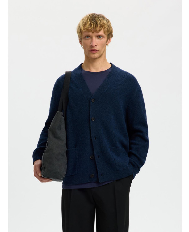 Relaxed Fit V-Neck Long Sleeves (L/S)