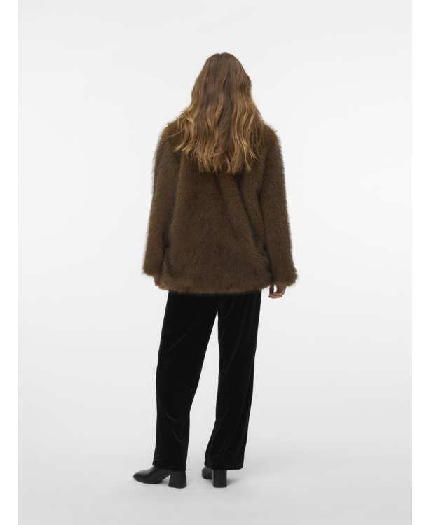 Spread Collar Long Sleeves (L/S)