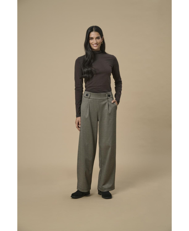 Wide Leg Fit