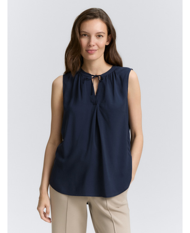 Blouse met riemen