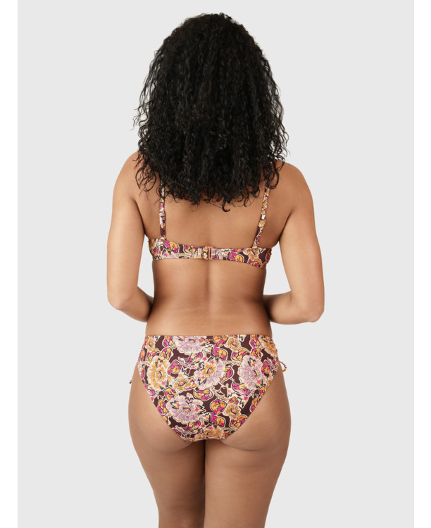 Bikini Bottom Nolestina-Sakai