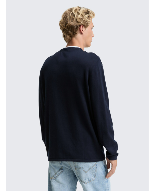 Gebreide trui met kraagdetail