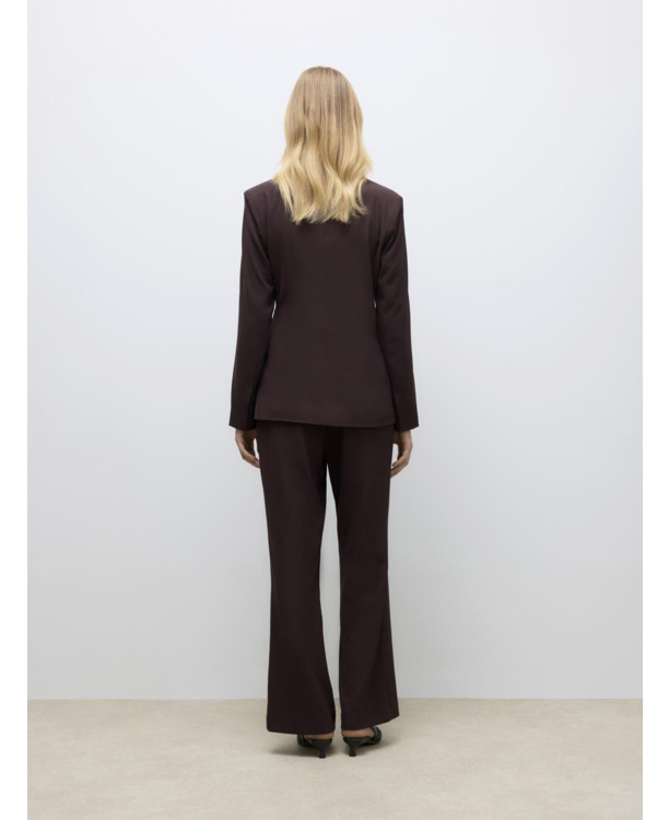 Regular Fit Spread Collar