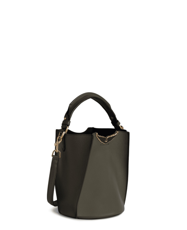 BORDERLINE BUCKET GRAINED LEAT