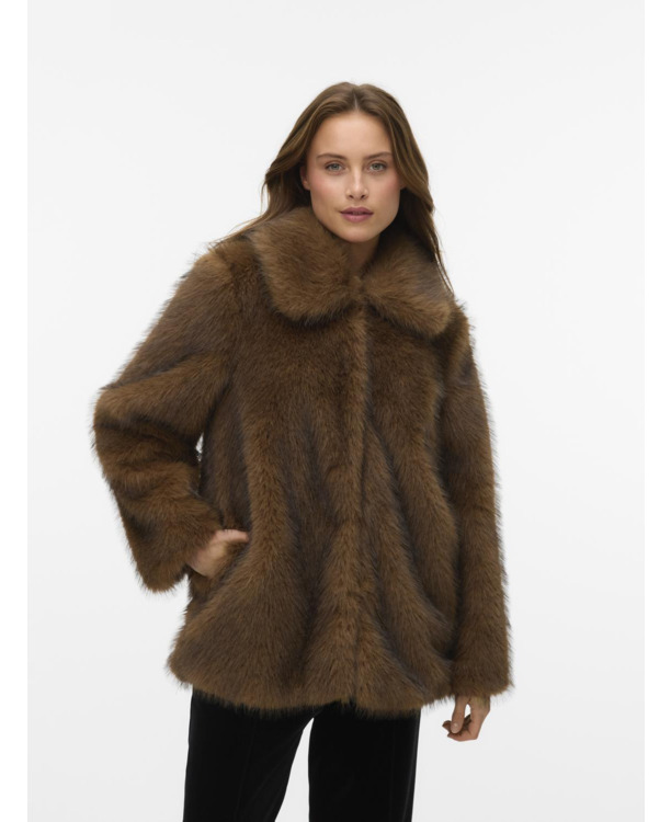 Spread Collar Long Sleeves (L/S)