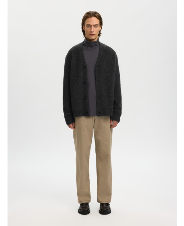 Relaxed Fit V-Neck Long Sleeves (L/S)