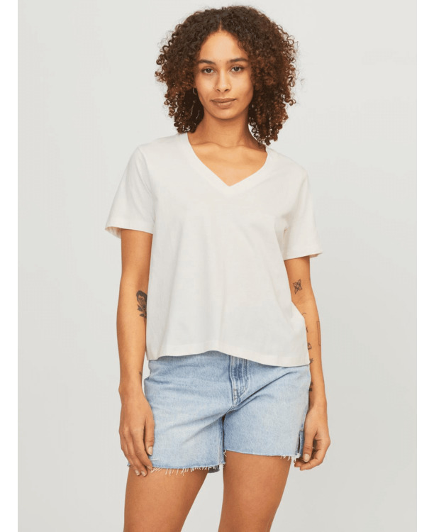JXANNIE REG VNECK SS TEE JRS