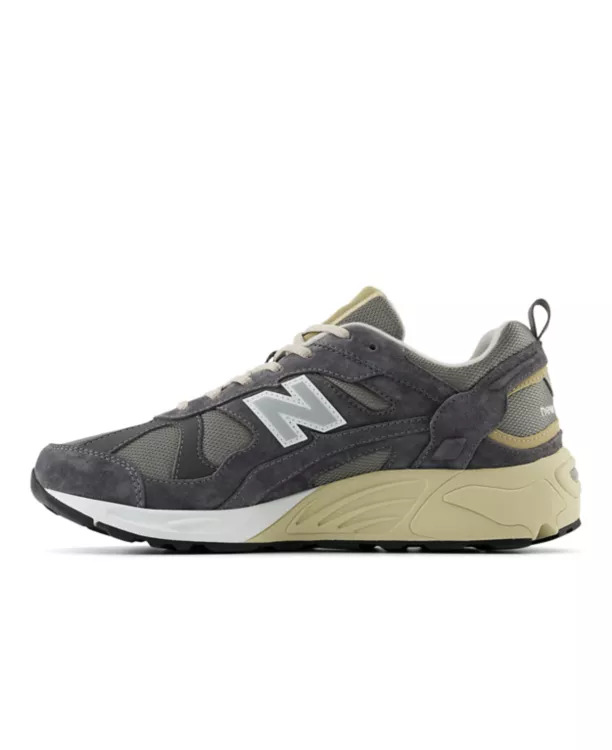 878 unisex Sneakers