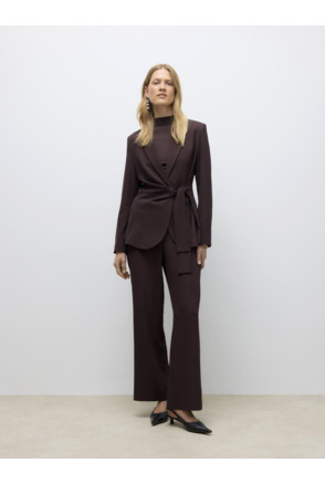 Regular Fit Spread Collar