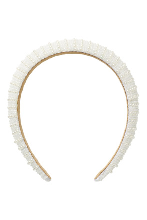 NKFPASIKKA HAARBRACE