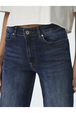 Wide Leg Fit