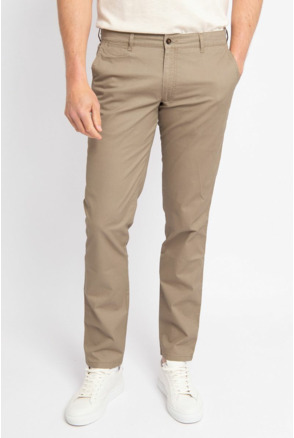 Suitable Plato Chino Khaki