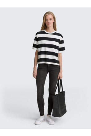 TTNELA Self Fit Jeans