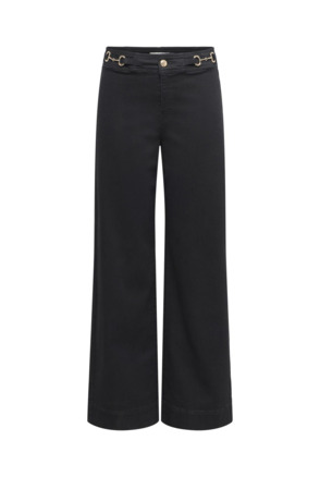 Wide Leg Fit
