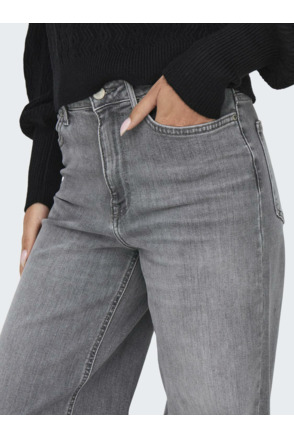 Wide Leg Fit