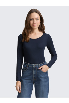 Basic lange mouwen t-shirt met wijde hals