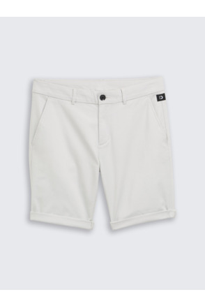 Slim fit chino shorts