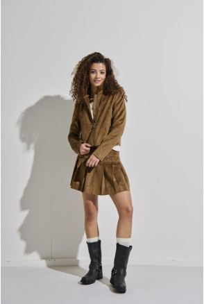 Spread Collar Long Sleeves (L/S)