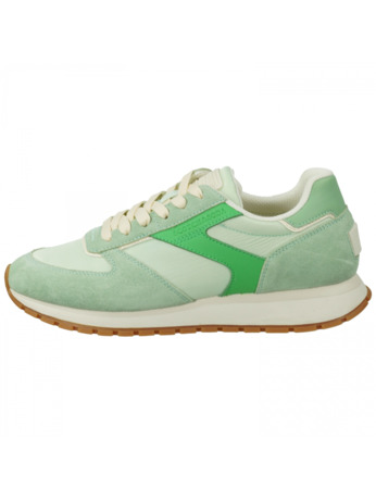 Inez Sneaker