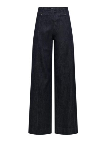 Wide Leg Fit