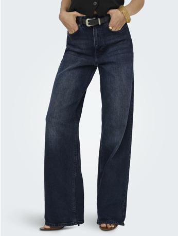 Wide Leg Fit
