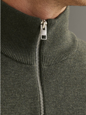 Relaxed Fit Crew Neck Long Sleeves (L/S)