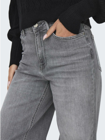 Wide Leg Fit
