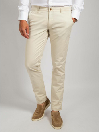 Suitable Chino Plato Kit