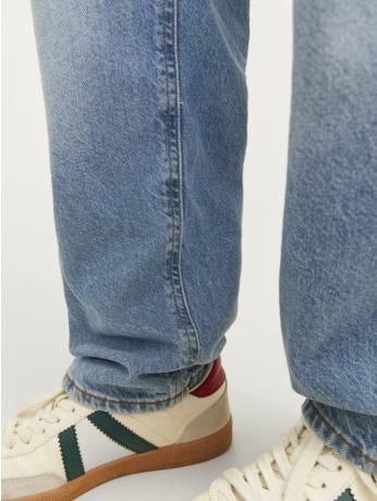 Relaxed Fit