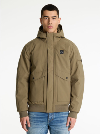 Chasin Heren Jas Return Valley