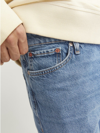 Relaxed Fit