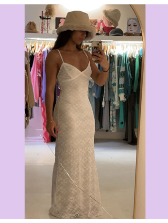 Spaghetti strap long lace dress